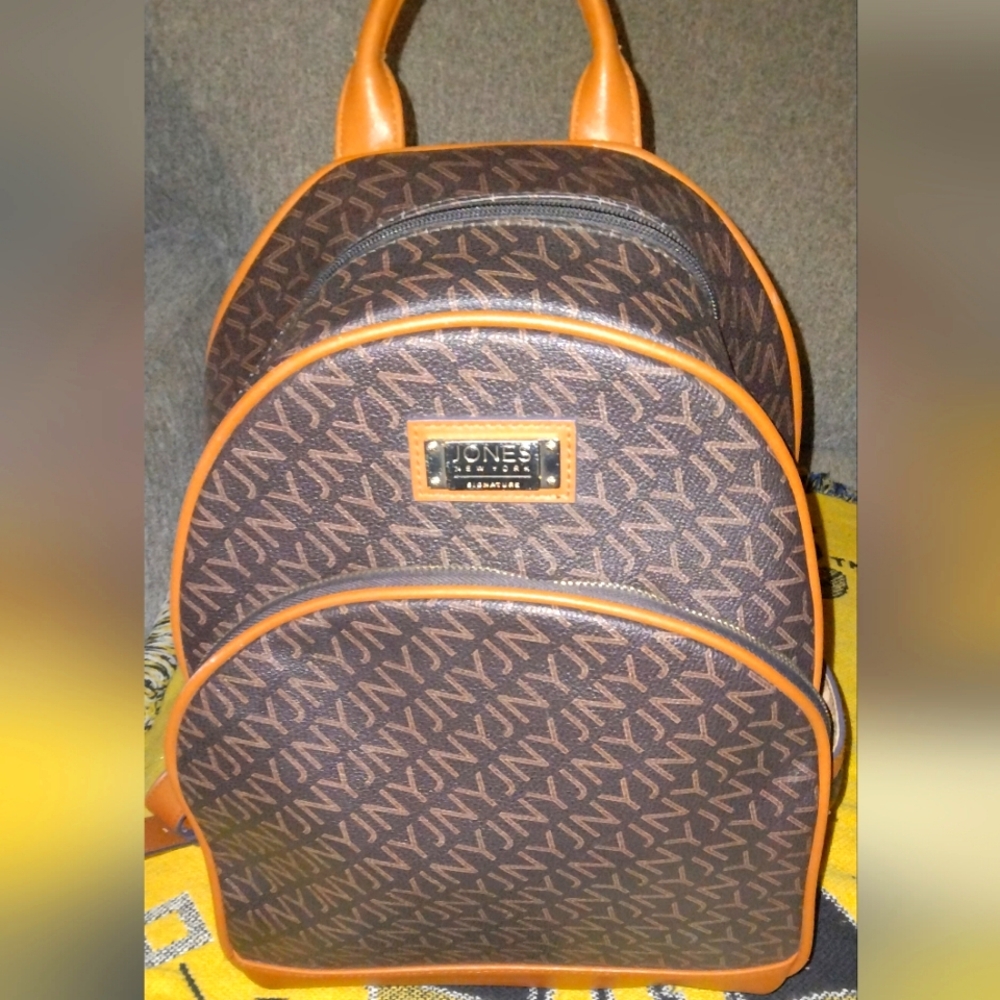 Jones New York backpack l